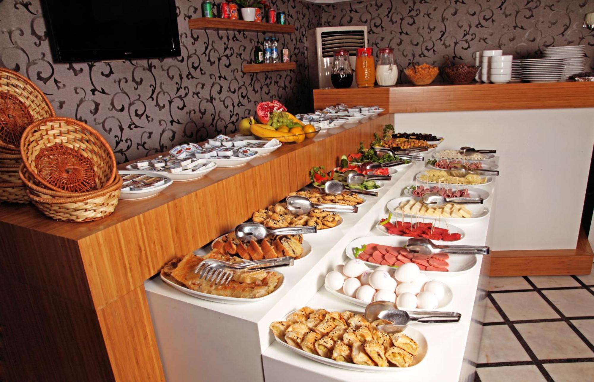 Grand Zeybek Hotel อิซมีร์ ภายนอก รูปภาพ