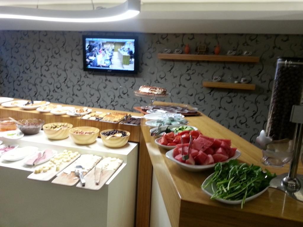 Grand Zeybek Hotel อิซมีร์ ภายนอก รูปภาพ