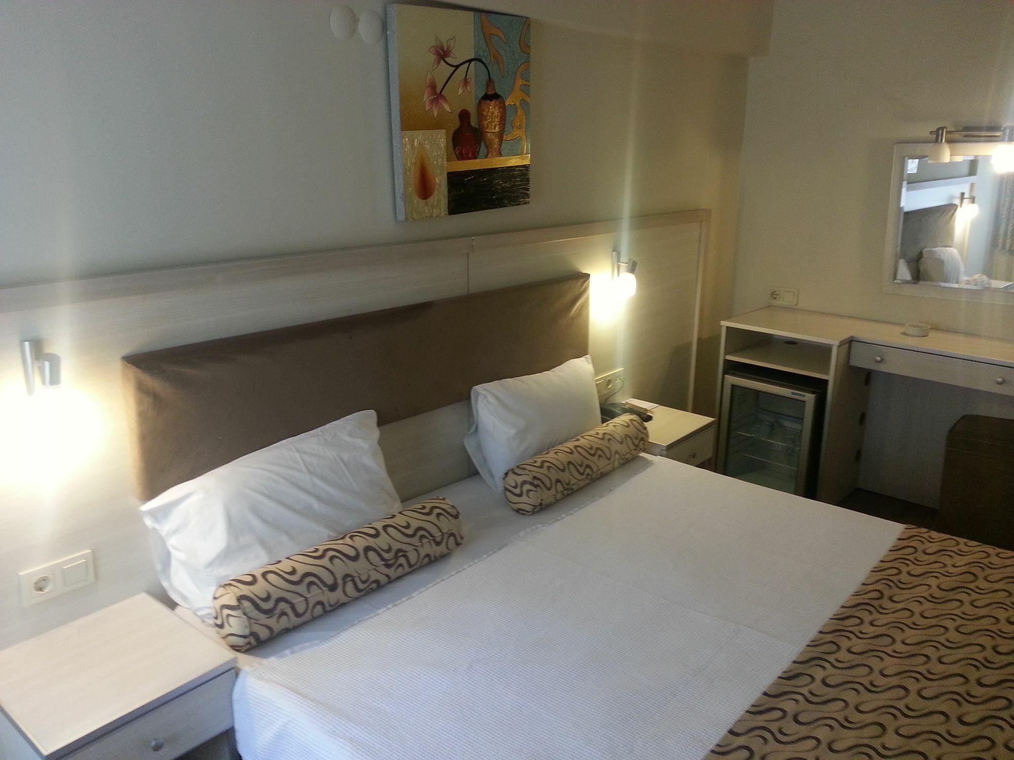 Grand Zeybek Hotel อิซมีร์ ภายนอก รูปภาพ